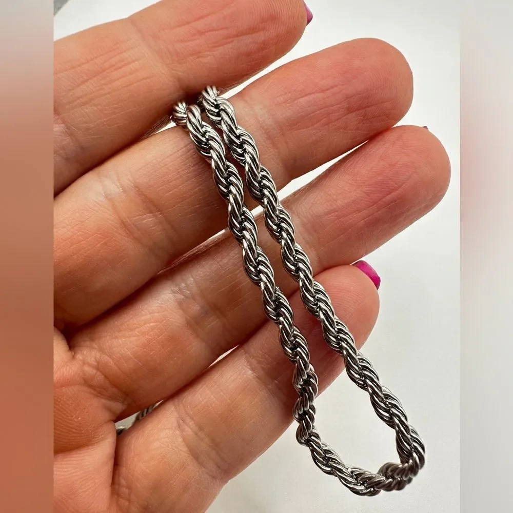 4mm thick, 20” stainless steel‎ silver tone necklace!